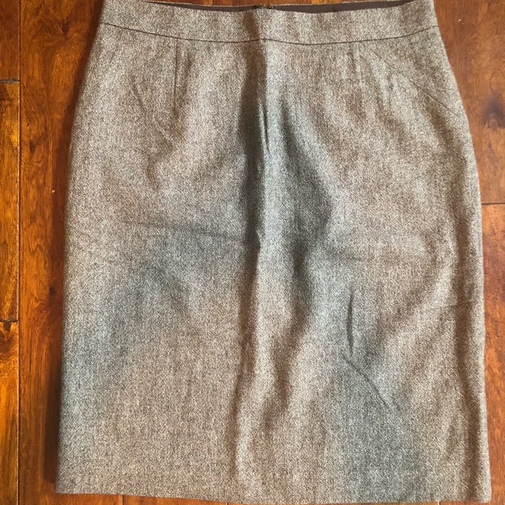 Ann Taylor Sz 12 new without tags Brown Wool skirt